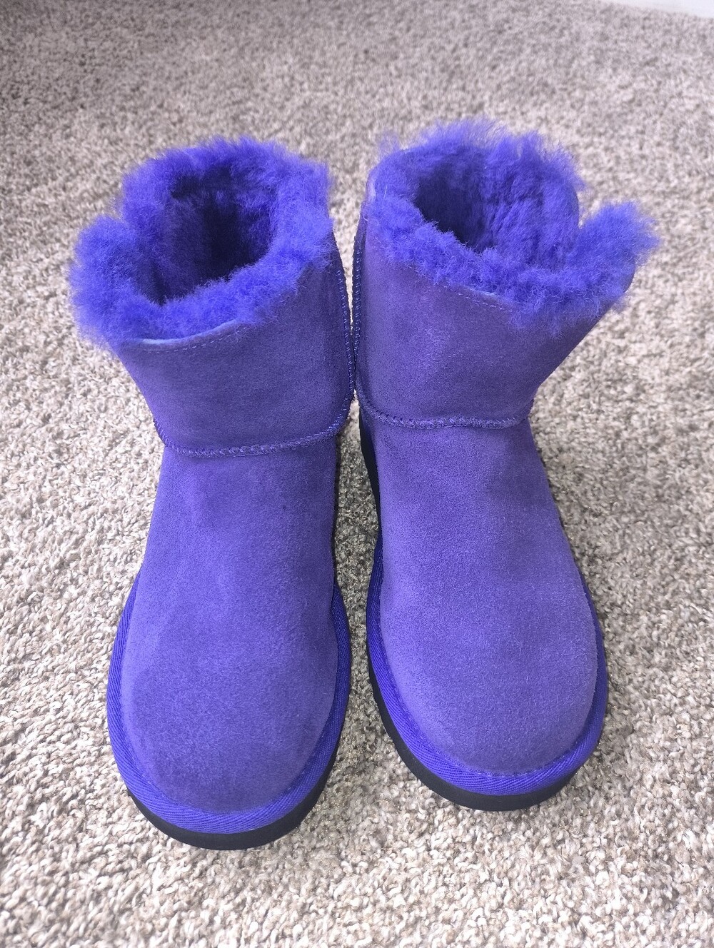 Wmns UGG Purple Suede Boots Size 6